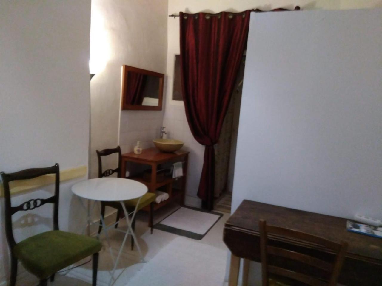 Chambres Les Soyeuses Lyon Eksteriør billede